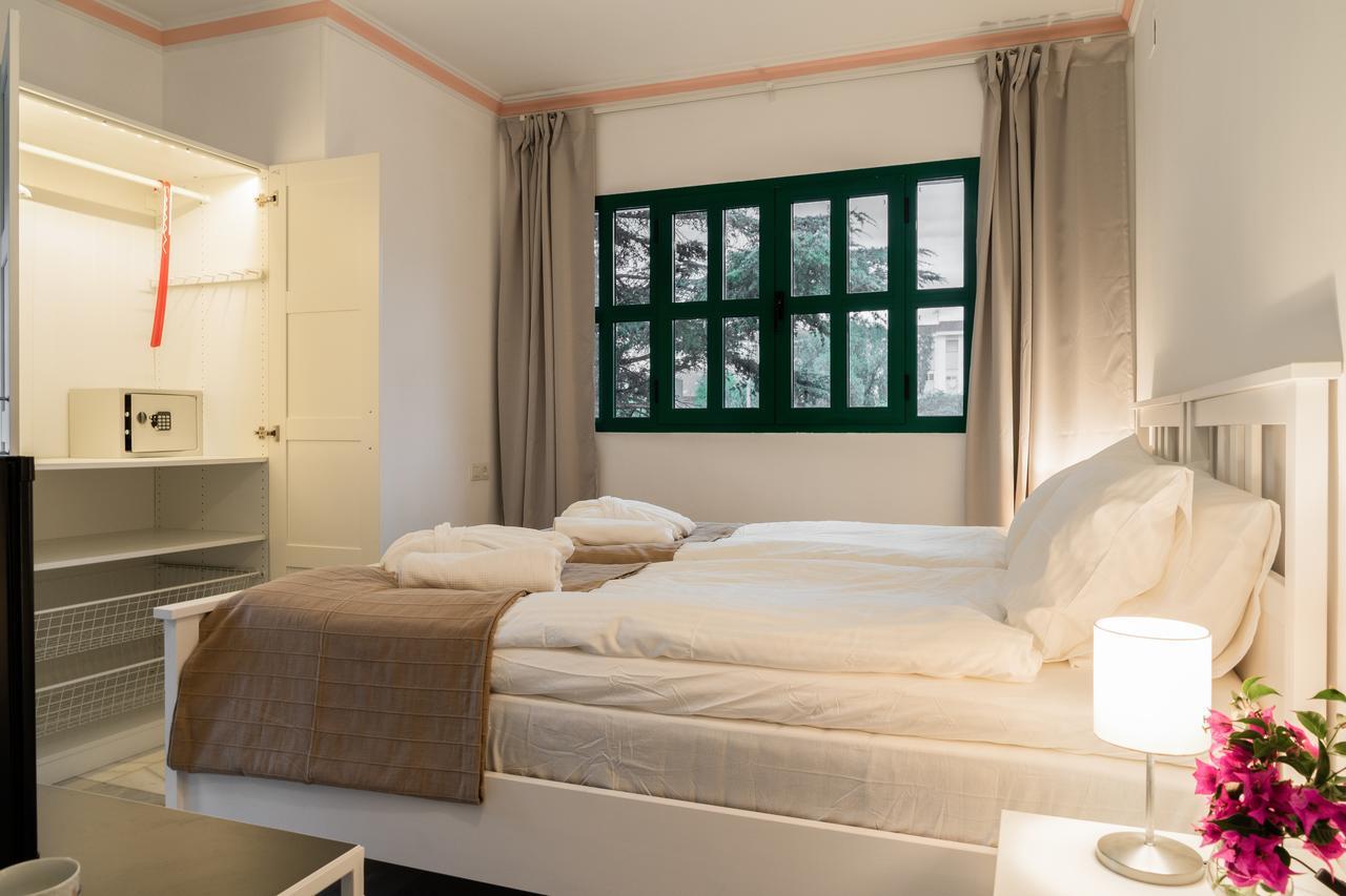 Hostal Alegre Nerja Exterior photo